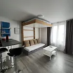 Le Cosy Jean Jaures - Double Bed - Free Parking Апартаменты *